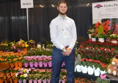 Mitch Boekestyn from Flora Pack Inc. noticed that people visiting his booth were especially interested in all kinds of added value like tin pots and pot covers.